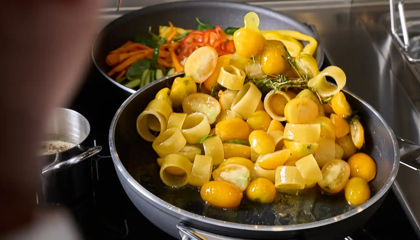 10-energy-efficiency-free-zone-induction-high-performing-surface-evopro-700e900-zanussi-1400x800